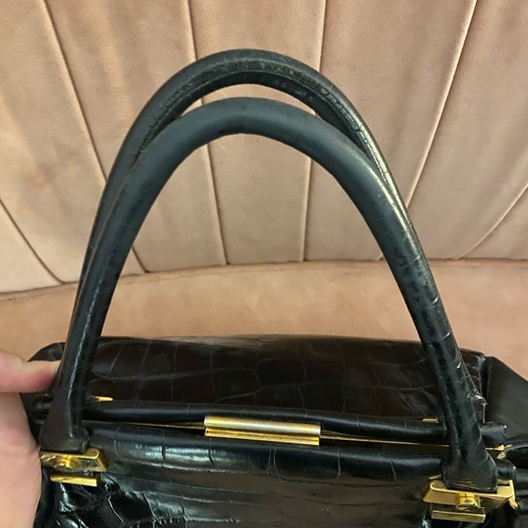 Lanvin Trilogy croc embossed black calfskin bag with gold plated hardware - Picture 4 of 9